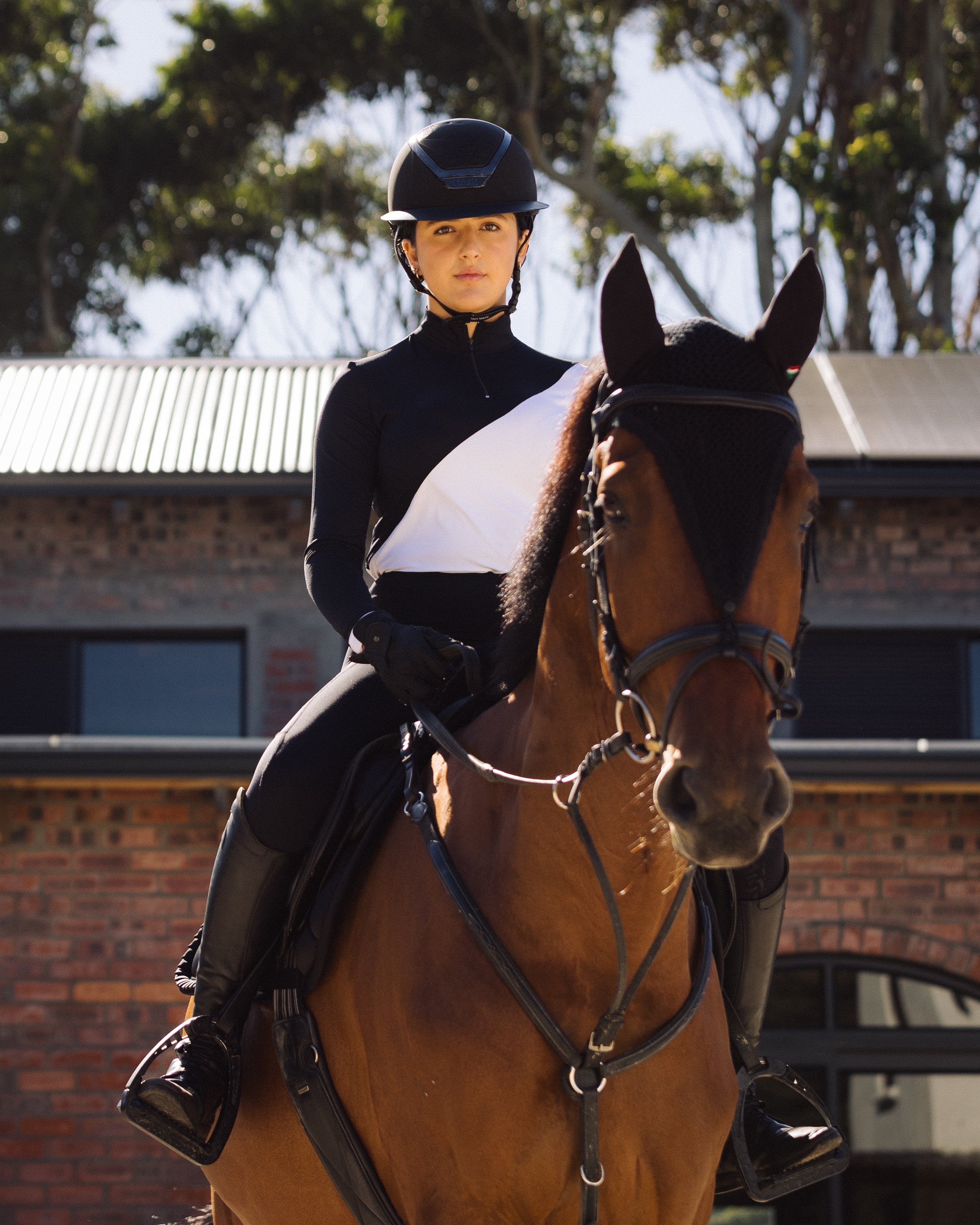 MOMENT: The Slant Equestrian Everyday Riding Baselayer Riding Shirt in Eclipse Noir | Midnight Tide